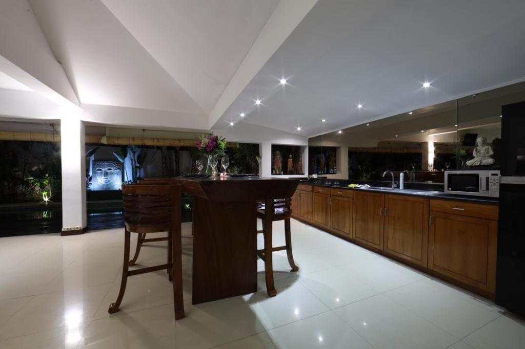 Villa Lucia By Semesta Villas Seminyak Extérieur photo